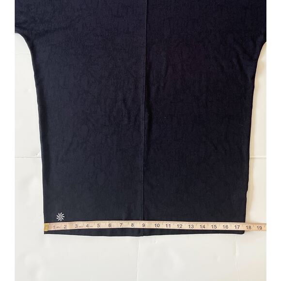 Athleta Ruched Sleeve T- Shirt Women L Black Thumb Hole Lightweight Athletic - Picture 7 of 11